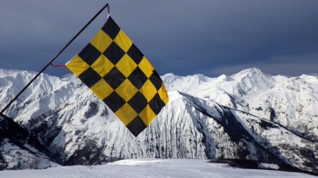 Avalanche Risk Flag